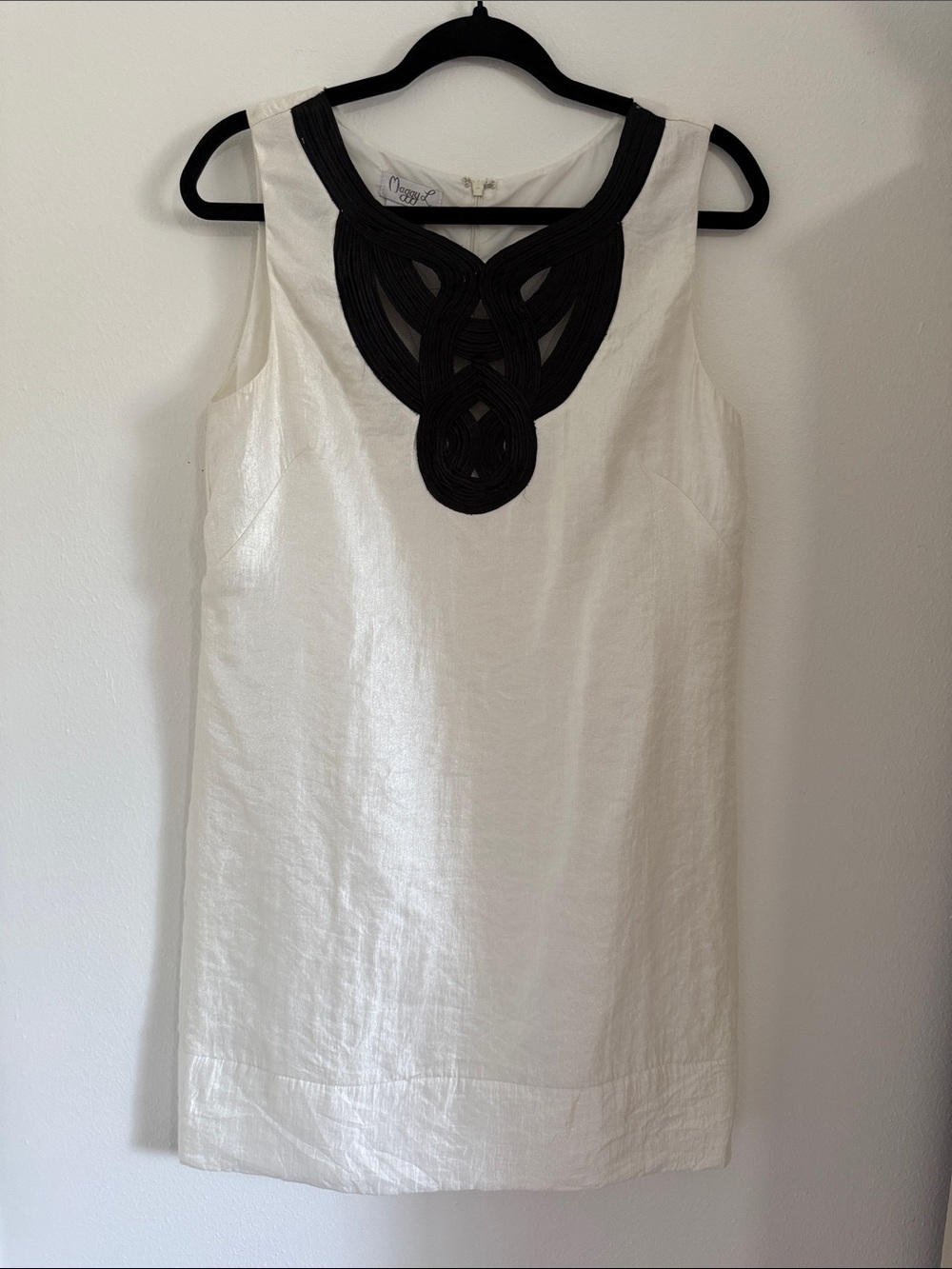 Sleeveless White Tunic with Black Braided Neck Detail